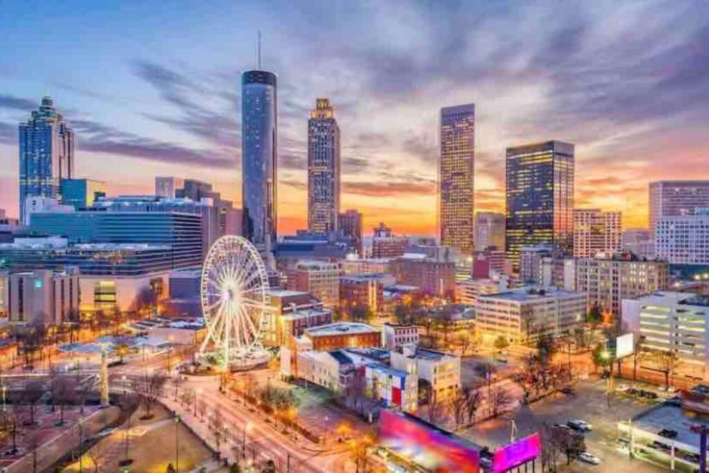 Bmw Suite King Bd,Wd, Fast Wifi Free Parking, Pool, Hospitals Atlanta Exteriör bild