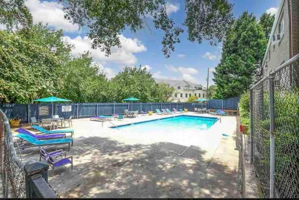 Bmw Suite King Bd,Wd, Fast Wifi Free Parking, Pool, Hospitals Atlanta Exteriör bild